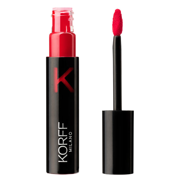 Long-lasting fluid lipstick